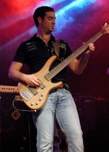 David Boertjes with guitar